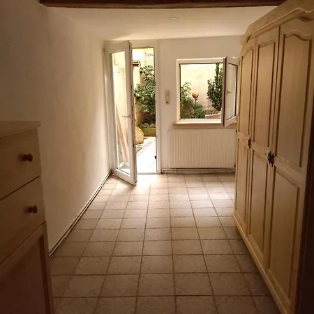 Schmal & Hoch - Willkommen Im Schmalsten Haus Von *