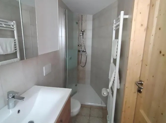 Casa de Férias Schmal & Hoch - Willkommen Im Schmalsten Haus Von *