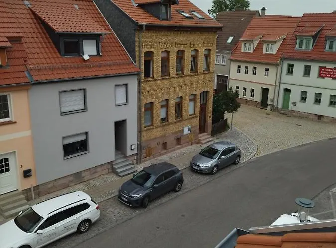 Schmal & Hoch - Willkommen Im Schmalsten Haus Von *